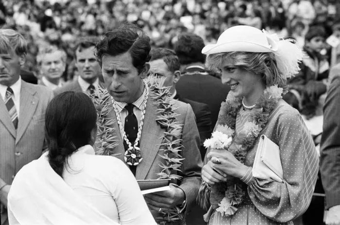 Framed Print : Charles, Prince of Wales and Diana, Princess of Wales visit Auckland, New Zealand Framed Print : Charles, Prince of Wales and Diana, Princess of Wales visit Auckland, New Zealand