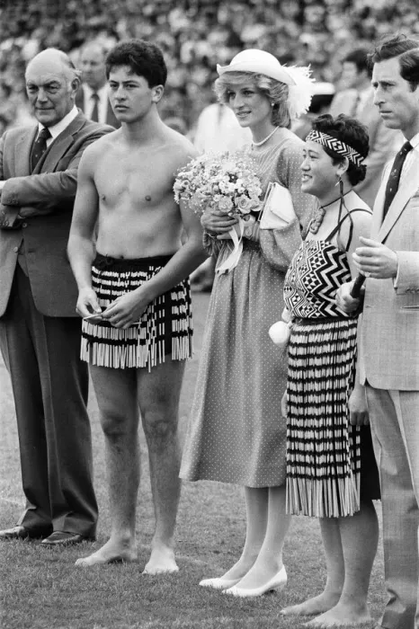 Framed Print : Charles, Prince of Wales and Diana, Princess of Wales visit Auckland, New Zealand Framed Print : Charles, Prince of Wales and Diana, Princess of Wales visit Auckland, New Zealand
