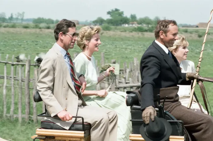 Framed Print : Charles, Prince of Wales and Diana, Princess of Wales visit Hungary. May 1990