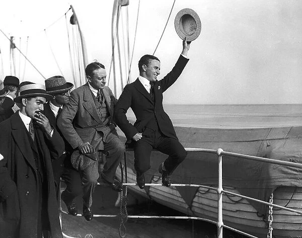 Charlie Chaplin actor arrives Southampton September 1921 A©mirrorpix