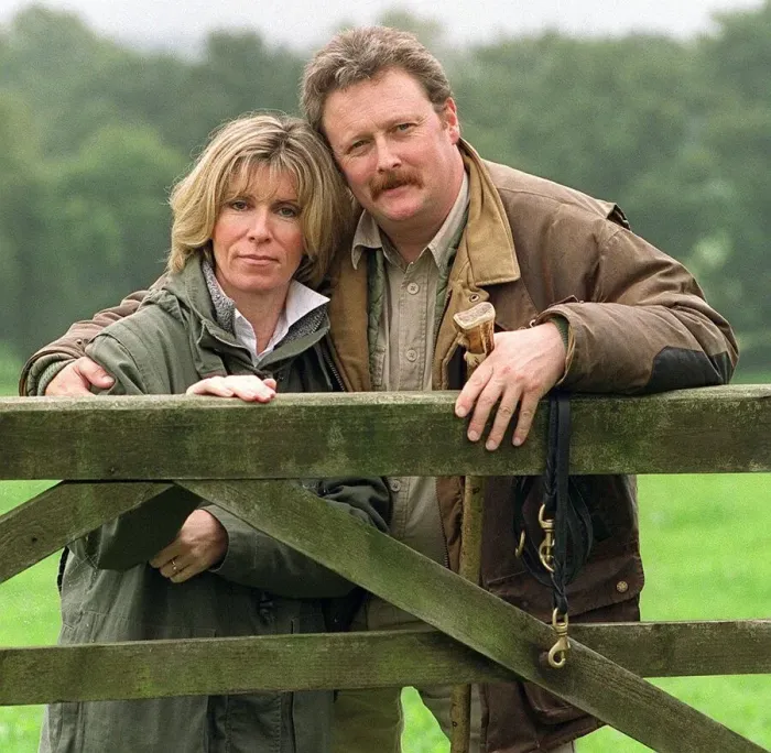 Framed Print : Charlie Lawson Actor with wife Ellie Lawson September 1999 at home near Alderley