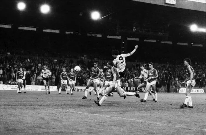 Framed Print : Charlton 0 v. Arsenal 2. Division One Football. November 1986 LF20-20-072