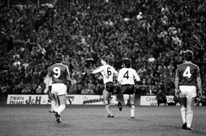 Framed Print : Charlton 0 v. Arsenal 2. Division One Football. November 1986 LF20-20-047 Framed Print : Charlton 0 v. Arsenal 2. Division One Football. November 1986 LF20-20-047