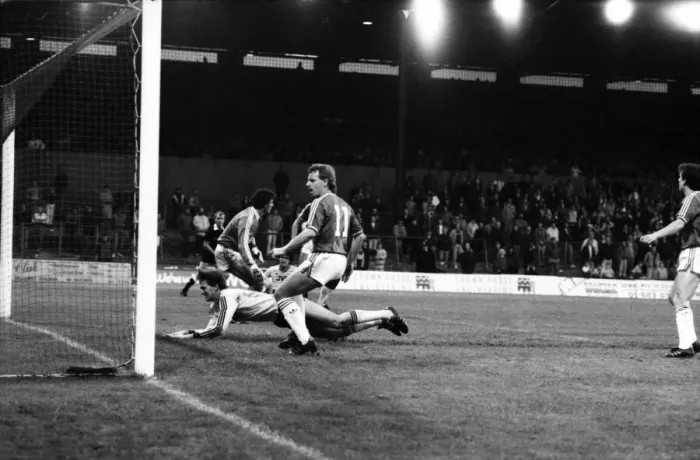 Framed Print : Charlton 0 v. Arsenal 2. Division One Football. November 1986 LF20-20-007