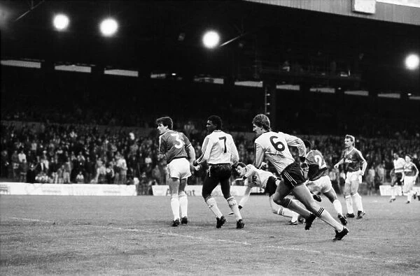 Charlton 0 v. Arsenal 2. Division One Football. November 1986 LF20-20-003