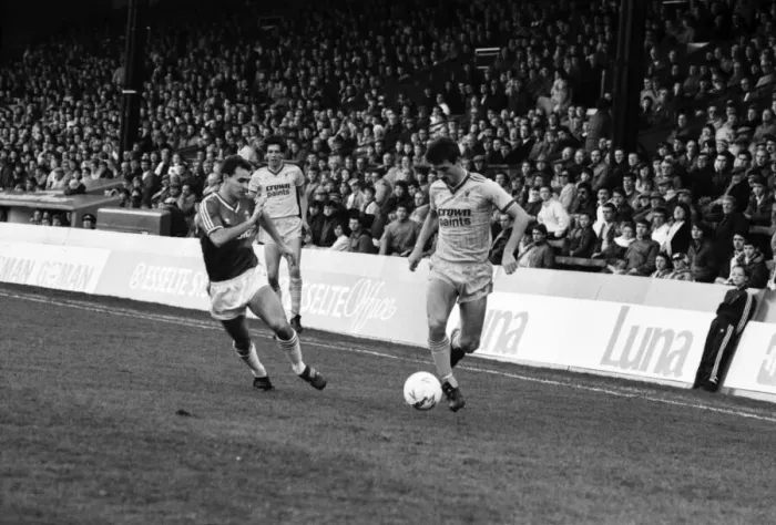 Framed Print : Charlton 0 v. Liverpool 0. Division One Football. December 1986 LF21-21-020 Framed Print : Charlton 0 v. Liverpool 0. Division One Football. December 1986 LF21-21-020