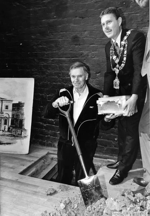 Framed Print : Charlton Heston and Coun Derek Webster with the Theatre Royal Time Capsule Framed Print : Charlton Heston and Coun Derek Webster with the Theatre Royal Time Capsule
