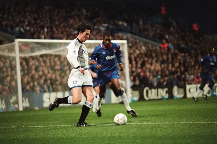 Framed Print : Chelsea 0-1 Everton. League match at Stamford Bridge, Saturday 26th November 1994 Framed Print : Chelsea 0-1 Everton. League match at Stamford Bridge, Saturday 26th November 1994
