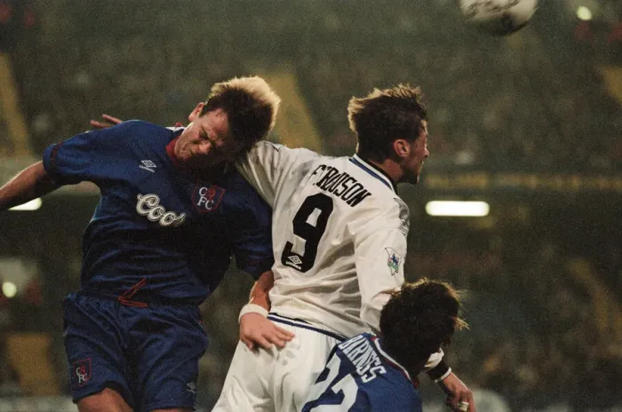 Framed Print : Chelsea 0-1 Everton. League match at Stamford Bridge, Saturday 26th November 1994 Framed Print : Chelsea 0-1 Everton. League match at Stamford Bridge, Saturday 26th November 1994