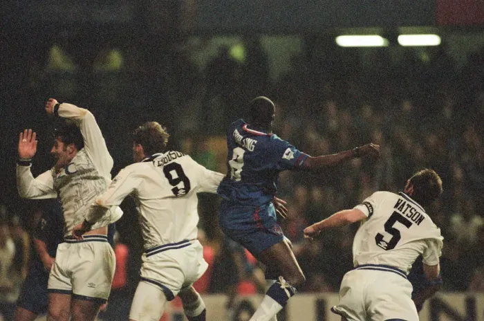 Framed Print : Chelsea 0-1 Everton. League match at Stamford Bridge, Saturday 26th November 1994 Framed Print : Chelsea 0-1 Everton. League match at Stamford Bridge, Saturday 26th November 1994