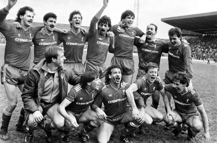 Framed Print : Chelsea 0-1 Liverpool league match, last of season, at Stamford Bridge, 3rd May 1986 Framed Print : Chelsea 0-1 Liverpool league match, last of season, at Stamford Bridge, 3rd May 1986