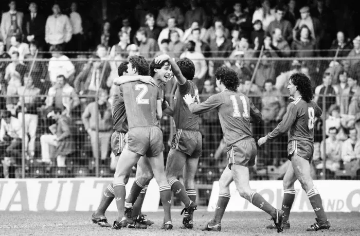 Framed Print : Chelsea 0-1 Liverpool, League match at Stamford Bridge, Saturday 3rd May 1986 Framed Print : Chelsea 0-1 Liverpool, League match at Stamford Bridge, Saturday 3rd May 1986
