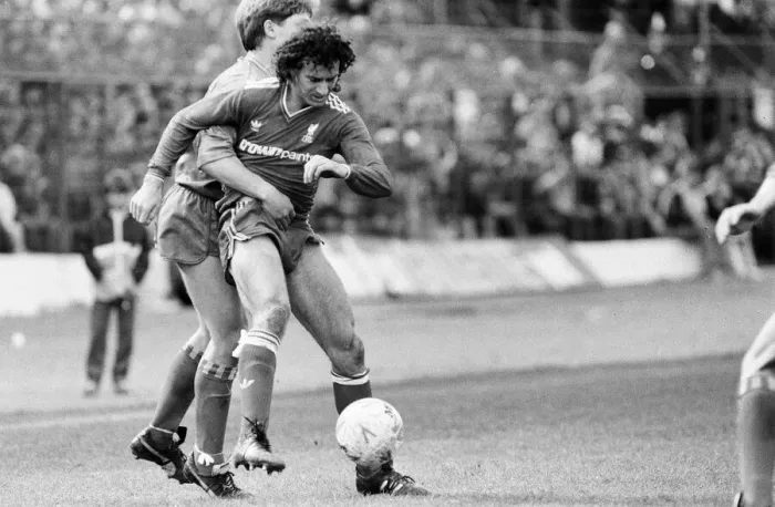 Framed Print : Chelsea 0-1 Liverpool, League match at Stamford Bridge, Saturday 3rd May 1986 Framed Print : Chelsea 0-1 Liverpool, League match at Stamford Bridge, Saturday 3rd May 1986