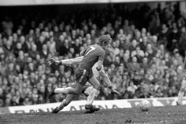 Chelsea (0) v. Ipswich (0). March 1975 75-1713-002