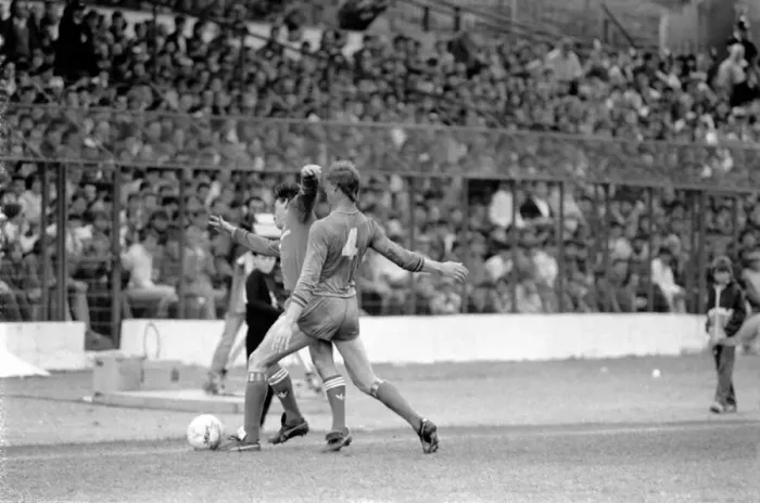 Framed Print : Chelsea 0 v. Liverpool 1. Division One Football. May 1986 LF19-12 Framed Print : Chelsea 0 v. Liverpool 1. Division One Football. May 1986 LF19-12