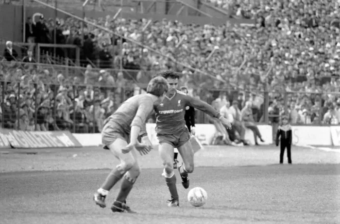 Framed Print : Chelsea 0 v. Liverpool 1. Division One Football. May 1986 LF19-12-071 Framed Print : Chelsea 0 v. Liverpool 1. Division One Football. May 1986 LF19-12-071