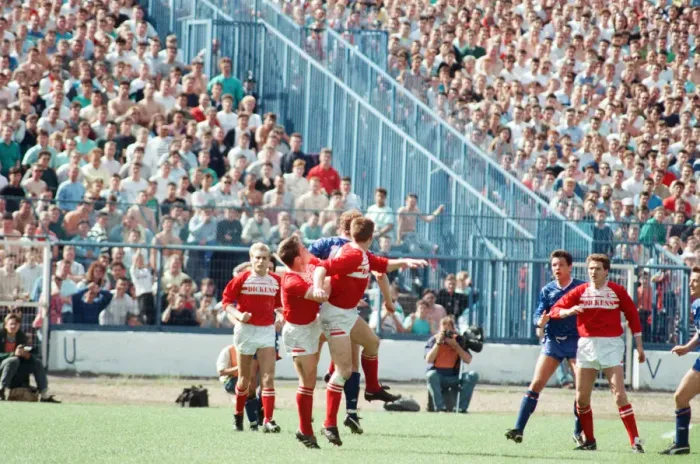 Framed Print : Chelsea 1 -0 Middlesbrough, 1988 Football League Second Division play-off Final Framed Print : Chelsea 1 -0 Middlesbrough, 1988 Football League Second Division play-off Final