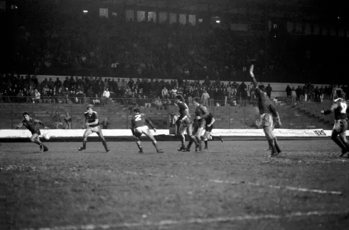Framed Print : Chelsea 2 v. Leicester 2. Division One Football February 1986 LF18-04-054 Framed Print : Chelsea 2 v. Leicester 2. Division One Football February 1986 LF18-04-054