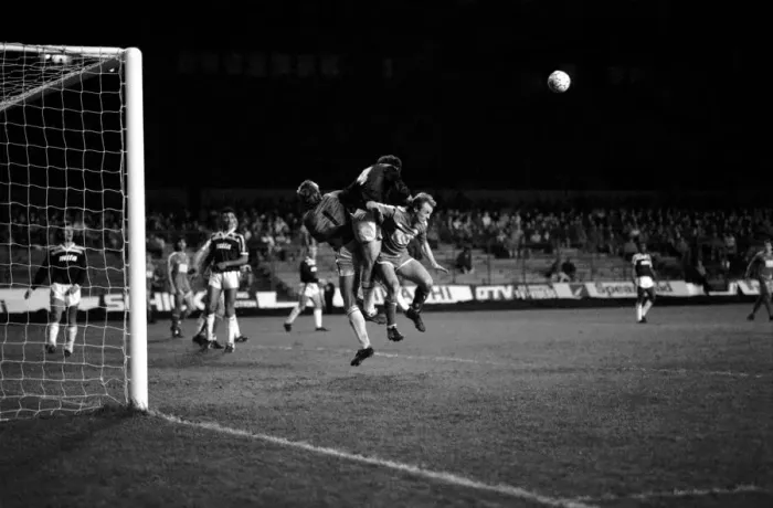 Framed Print : Chelsea 4 v. Aston Villa 1. Division One Football. December 1986 LF21-24-057 Framed Print : Chelsea 4 v. Aston Villa 1. Division One Football. December 1986 LF21-24-057