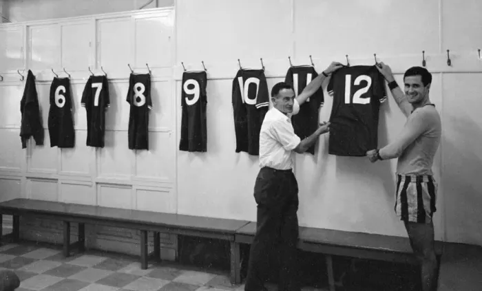 Framed Print : Chelsea footballer George Graham in the dressing room at Stamford Bridge with the number