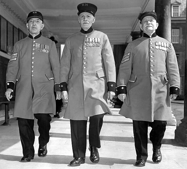 Three Chelsea pensioners who once served in the Durham Ligh Infanctry