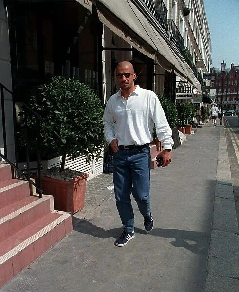 Chelsea player manager Gianluca Vialli out shopping in Knightsbridge, London