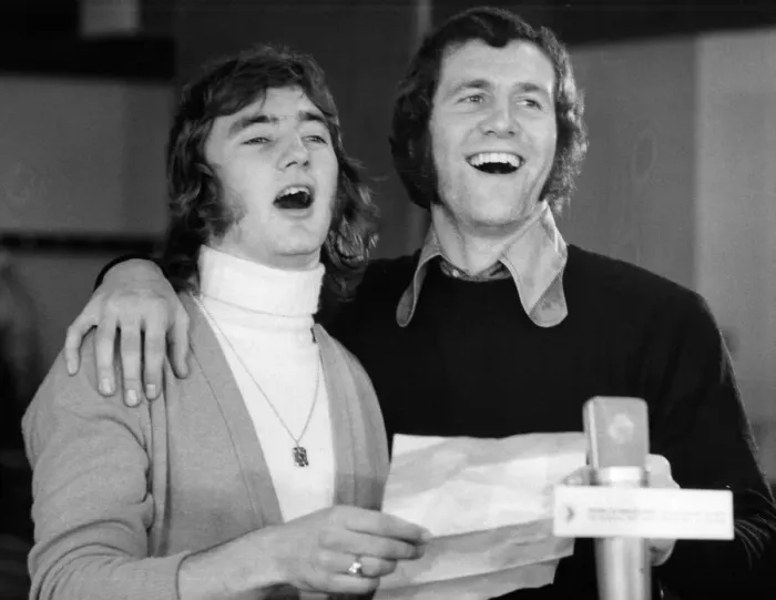 Framed Print : Chelsea players Alan Hudson and Peter Osgood recording Blue is the colour Framed Print : Chelsea players Alan Hudson and Peter Osgood recording Blue is the colour