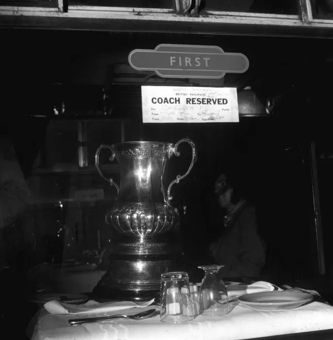 Framed Print : Chelsea Returned to London from Manchester with the FA Cup after beating Leeds