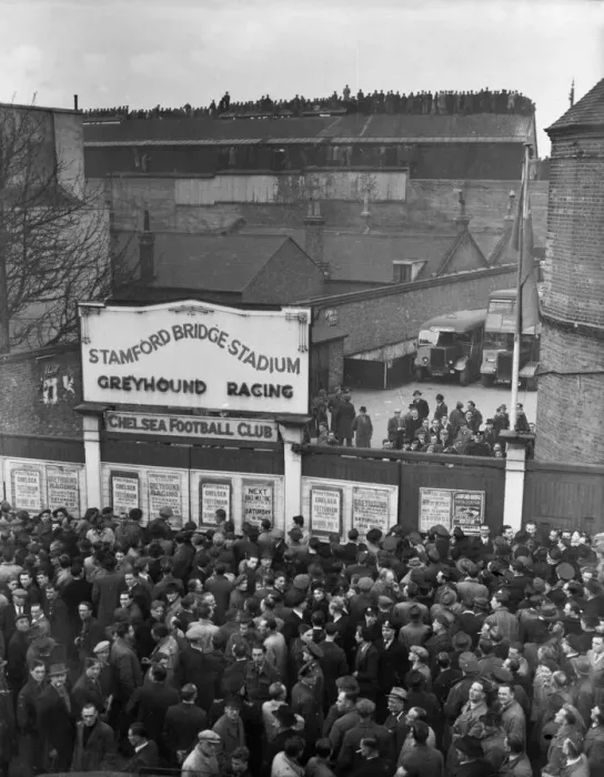 Framed Print : Chelsea v Moscow Dynamo The scene outside Chelseas Stamford Bridge football ground Framed Print : Chelsea v Moscow Dynamo The scene outside Chelseas Stamford Bridge football ground