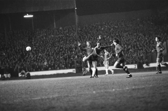 Framed Print : Chelsea v Wigan Athletic FA Cup match at Stamford Bridge January 1980 Framed Print : Chelsea v Wigan Athletic FA Cup match at Stamford Bridge January 1980