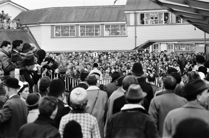 Framed Print : Cheltenham Gold Cup, Thursday 17th March 1966. Arkle and Pat Taaffe after winning Framed Print : Cheltenham Gold Cup, Thursday 17th March 1966. Arkle and Pat Taaffe after winning