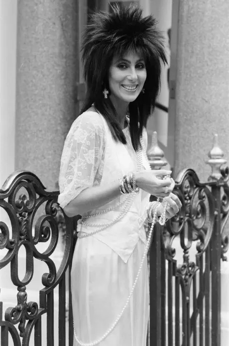 Framed Print : Cher, American singer and actress, in London for the premiere of her new film, Mask