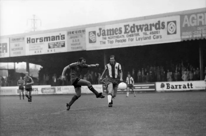 Framed Print : Chester v. Bolton Wanderers. August 1981 MF03-04-015 Local Caption Pre-Season