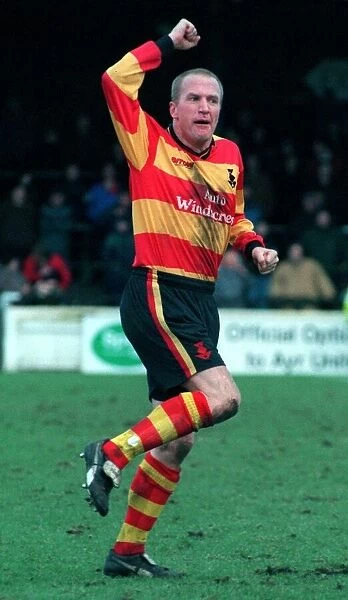 Chic Charnley football player March 1998 Celebrates Partick Thistle