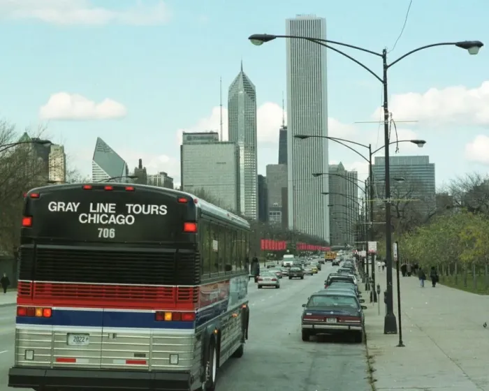 Framed Print : Chicago USA, November 1999 Gray Line Tours bus in traffic Framed Print : Chicago USA, November 1999 Gray Line Tours bus in traffic