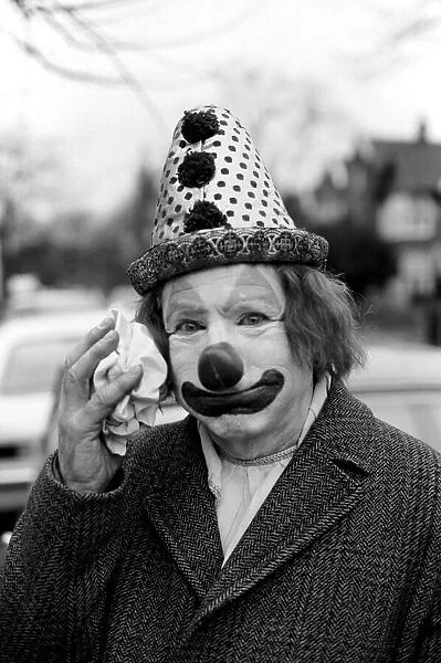 Child Entertainer: Mr. Blower the clown. March 1981 PM 81-01186-002