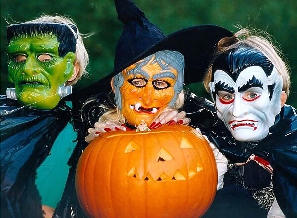 Children in appropriate costume for 'trick or treating'