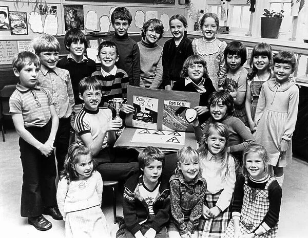 Children at Chop Gate Primary School near Stokesley, 28th September 1982
