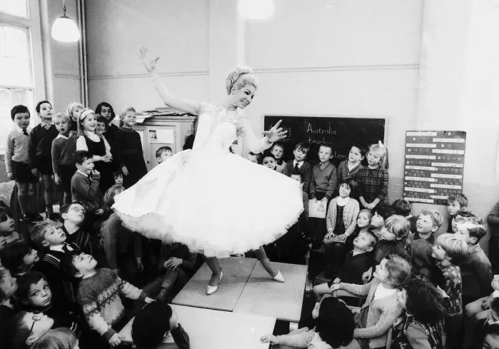 Framed Print : Children of Drayton Infants Schhol spellbound by the dance performance of their teacher Framed Print : Children of Drayton Infants Schhol spellbound by the dance performance of their teacher