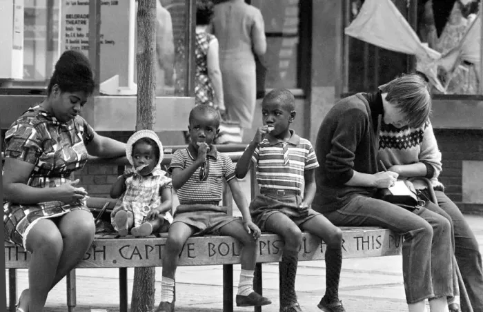 Framed Print : Children eating ice creams in Coventrys Precinct shopping centre