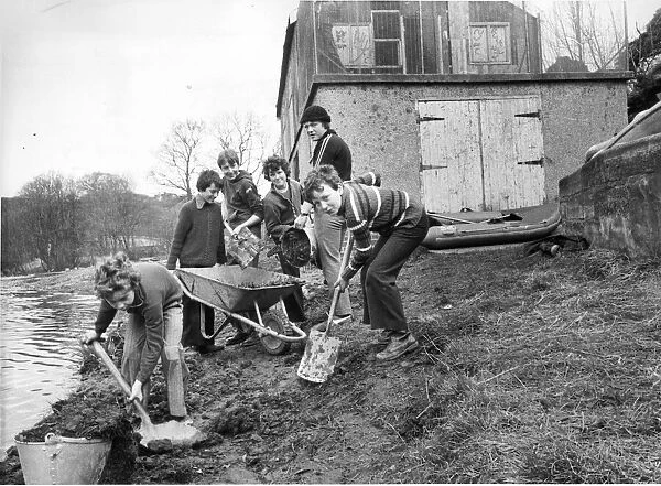 Children from Ebchester and Medomsley, near Consett, help to clean up the old boathouse