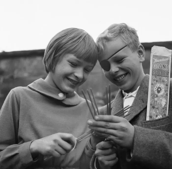 Framed Print : Children enjoy Bonfire Night at Pestalozzi Village for Children in Sedlescombe