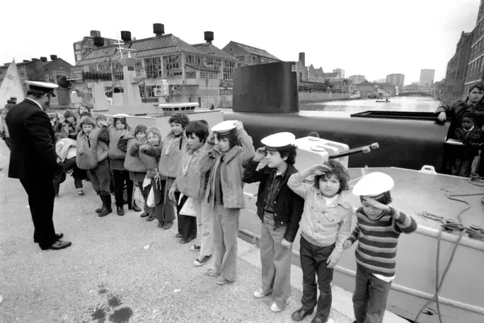 Framed Print : Children: Humour: Mutiny at City Road Basin: It was almost mutiny at the City Road Basin Framed Print : Children: Humour: Mutiny at City Road Basin: It was almost mutiny at the City Road Basin