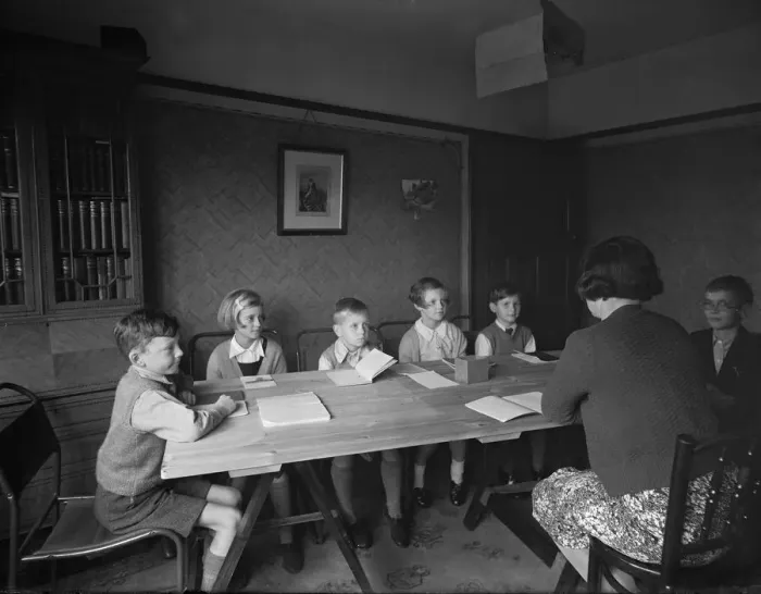 Framed Print : These children in a neutral area of Birmingham have no school within reasonable distance Framed Print : These children in a neutral area of Birmingham have no school within reasonable distance