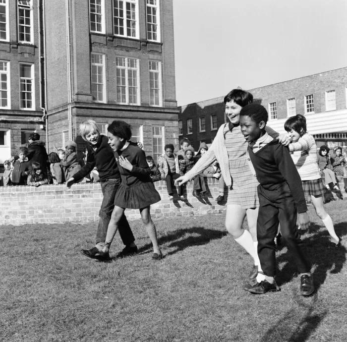 Framed Print : Children playing at Penton Junior School, Islington, North London, 11th March 1971 Framed Print : Children playing at Penton Junior School, Islington, North London, 11th March 1971