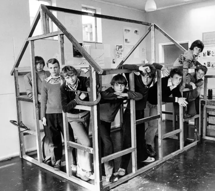 Framed Print : Children at Rievaulx School in Billingham have just finished building a greenhouse