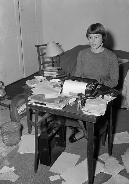Children writer Emma Smith at home with her typewriter. 1950