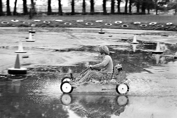ChildrenIs Go-kart: Robert Spicer, aged 7, on the Skid Pan. October 1972 72-10290-005