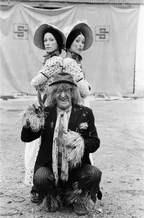 Framed Print : Childrens television favourite, Worzel Gummidge, gets enough trouble from Aunt Sally Framed Print : Childrens television favourite, Worzel Gummidge, gets enough trouble from Aunt Sally