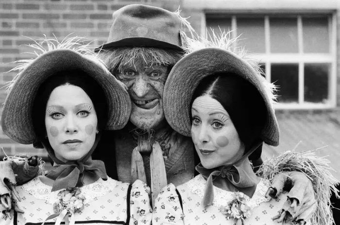 Framed Print : Childrens television favourite, Worzel Gummidge, gets enough trouble from Aunt Sally Framed Print : Childrens television favourite, Worzel Gummidge, gets enough trouble from Aunt Sally